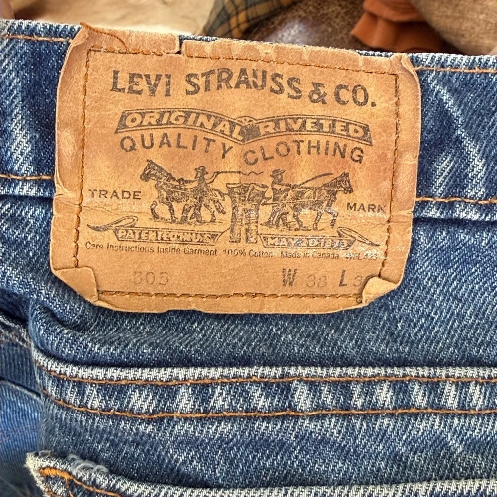 Vintage Levi’s 505 Jeans – Made in Canada 🇨🇦 | 38x32 Orange tab